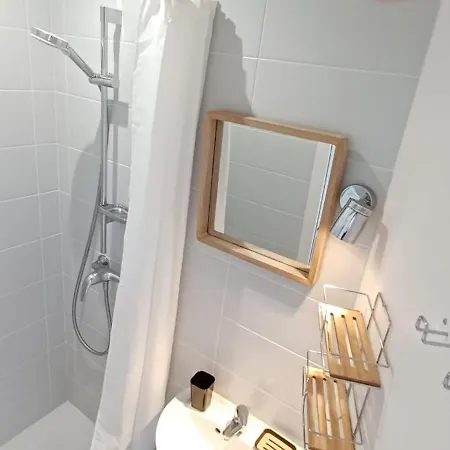 Les Chamois Du Sancy * לה מן-דור